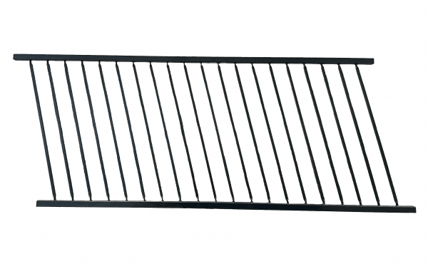 Stilrent staket i smide som passar för lutningar